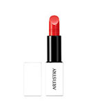 Lipstick acabado en crema Crush on Coral deja los labios con un aspecto vibrante, lleno de color, y con una cómoda sensación de suavidad e hidratación